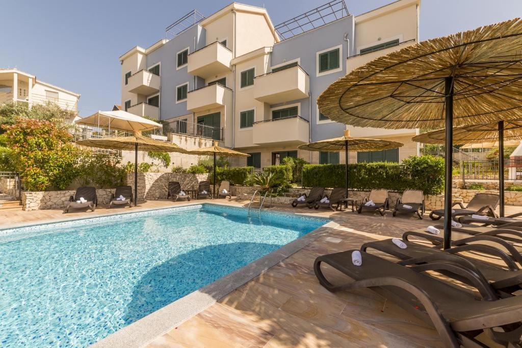 Apartment Livia Slatine Dış mekan fotoğraf