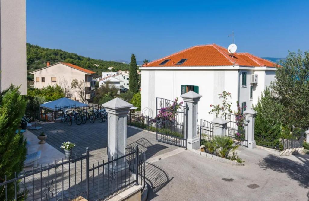 Apartment Livia Slatine Dış mekan fotoğraf